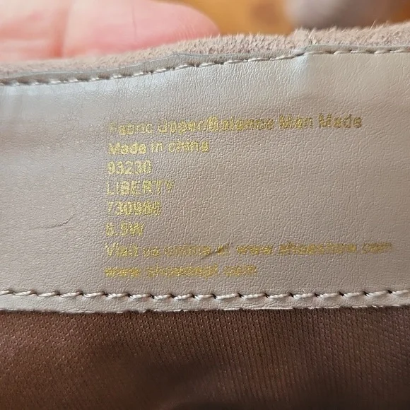 Fergalicious Heeled Boots - Picture 7 of 9